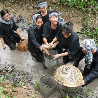 DI TÍCH CHIẾN THẮNG ẤP BẮC - KHÁM PHÁ CỒN PHỤNG –...